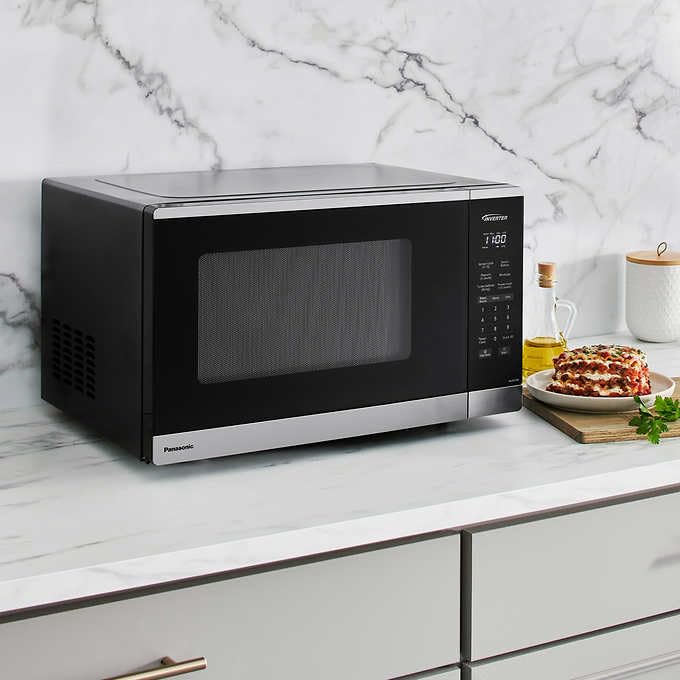 Panasonic 1.3 cu. ft. Inverter Microwave, 1200W